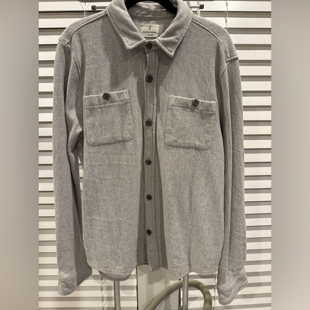 Men's Gray Fleece Button-Up Shirt